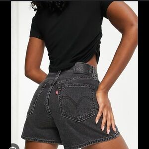 Levi's High Loose Shorts